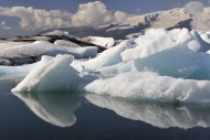 Glacial lake Joekulsrln, en...