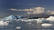 Glacial lake Joekulsrln, en...