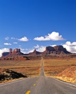 Road to Monument Valley, Nava...