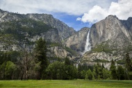 Yosemite Falls in Yosemite Va...
