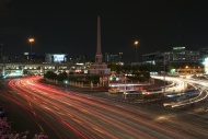 Victory Monument at night, Ba...