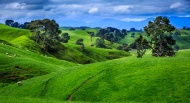 Green rolling hills, near Mat...