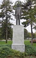 Sculpture of Nikola Tesla, in...