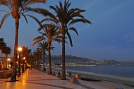 Beach promenade at dusk, Albi...