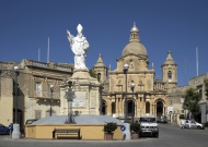 Statue of St. Nicholas with t...