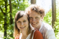 Portrait of happy couple in l...