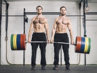 Twin brothers weightlifting i...