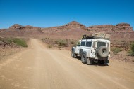 Namibia - Land Rover driving ...