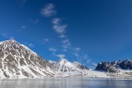 Cirrus uncinus clouds above m...